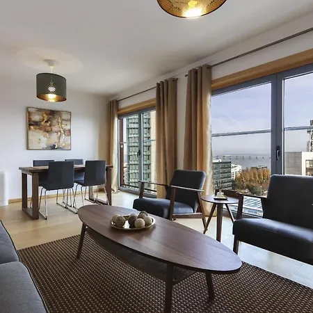 Expo Panoramic Views By Homing Apartment